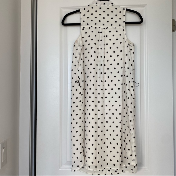 XS white with black polka dot belted sleeveless dress from EXPRESS - Picture 2 of 4